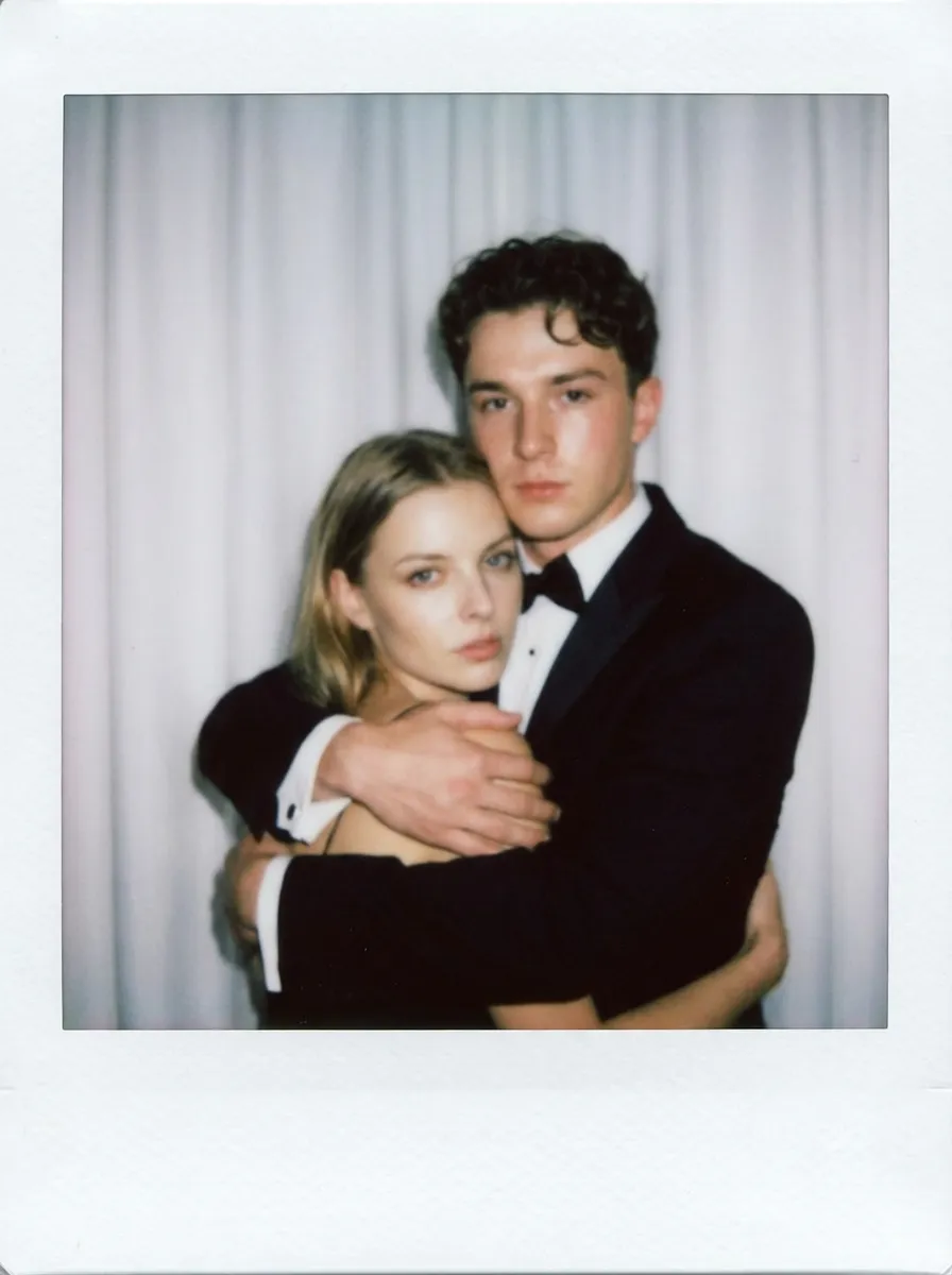 AI Retro Polaroid Couple Trend Photo Generator example
