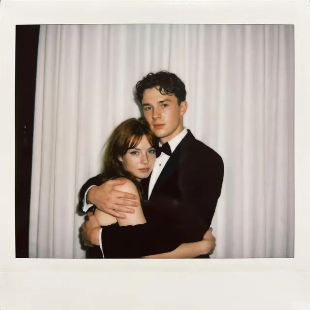 AI Retro Polaroid Couple Trend Photo Generator: example 2